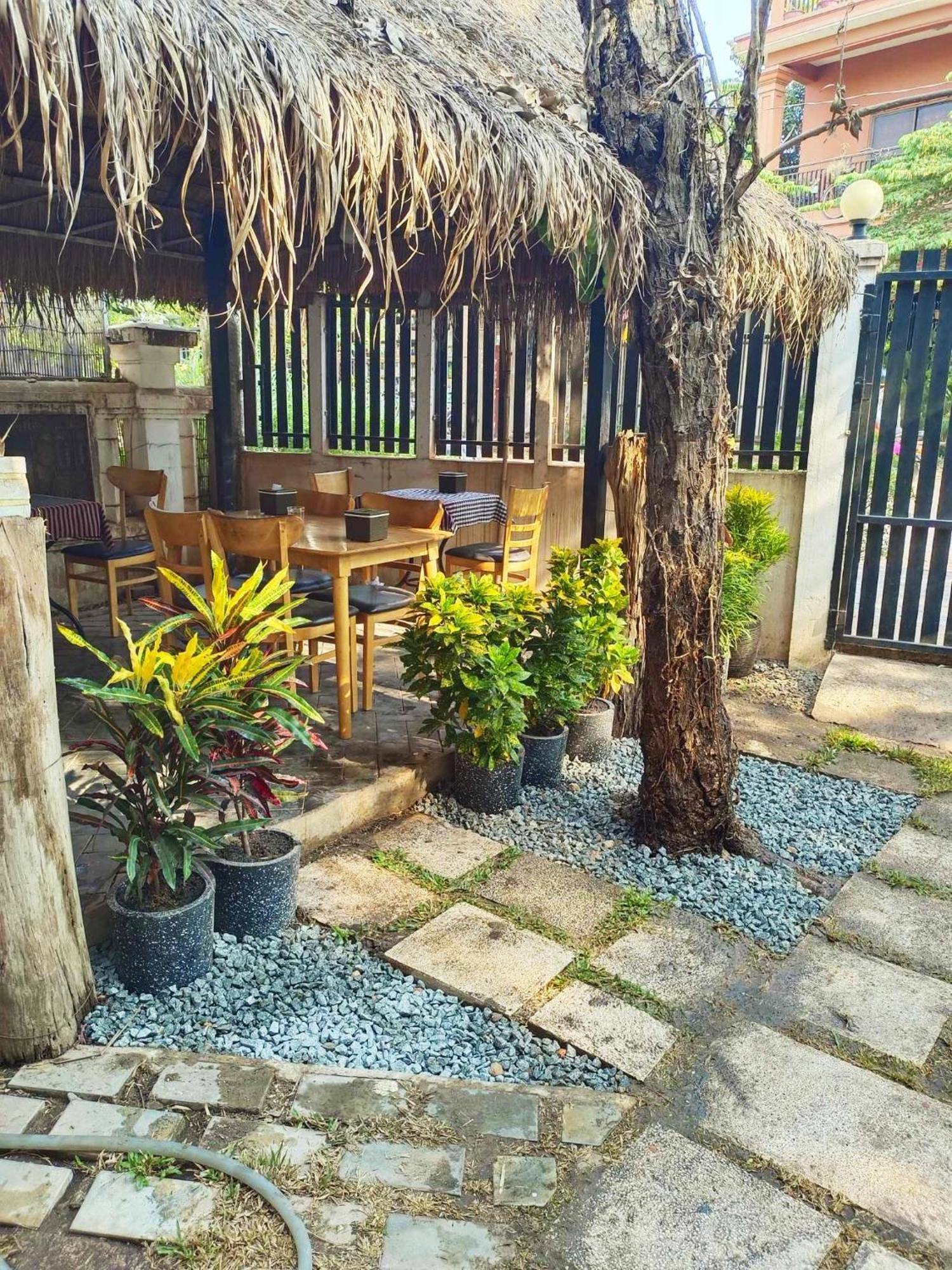 Secret Garden Homestay เสียมราฐ ภายนอก รูปภาพ